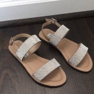 Never worn Steve Madden Sandals